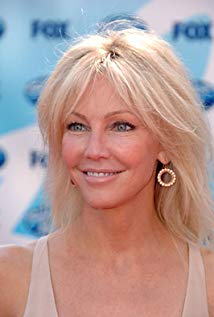 How tall is Heather Locklear?
